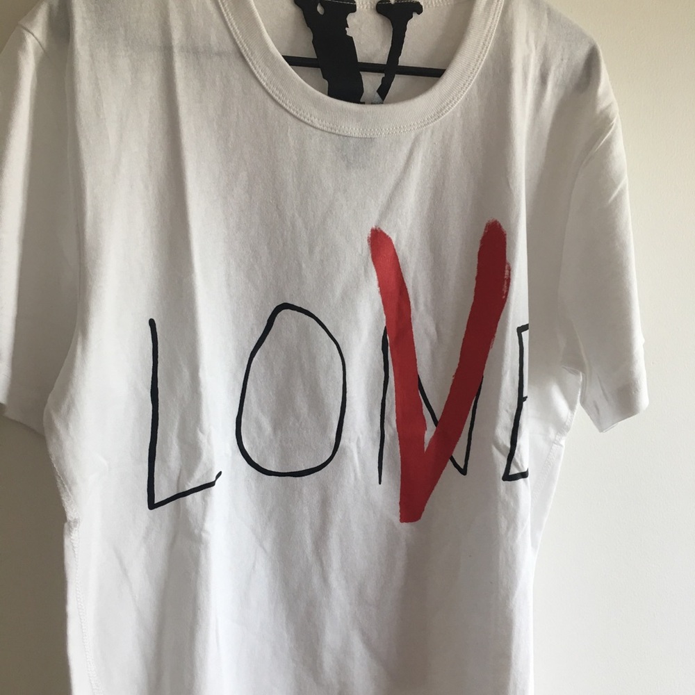 Vlone lone “love” tee